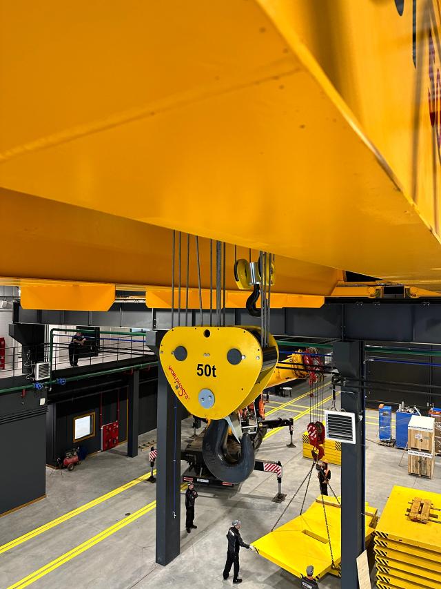 Сданы 2 мостовых крана для завода «Энкор» - производителя высокотехнологичного электротехнического оборудования