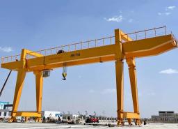 Козловой двухбалочный кран 200 тонн
