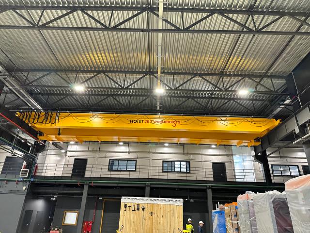 Сданы 2 мостовых крана для завода «Энкор» - производителя высокотехнологичного электротехнического оборудования