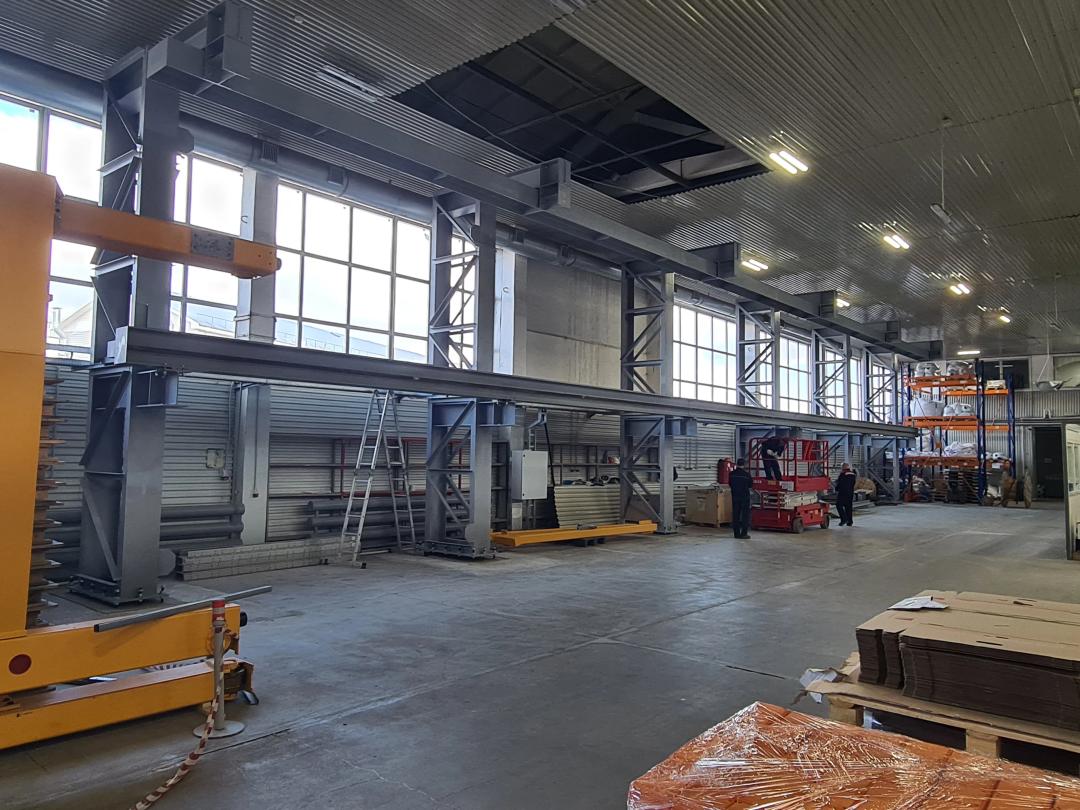 Оптимизация производства DKC: внедрение компактного настенного консольного крана