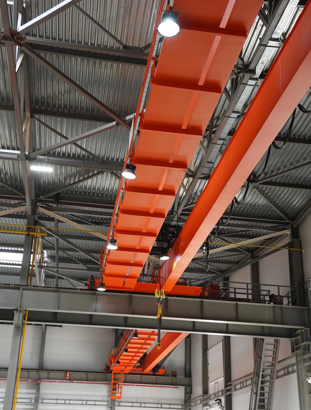 Полный цикл для ведущего предприятия металлоизделий: 5 двухбалочных кранов грузоподъемностью 7-25т поставлены и смонтированы «под ключ» в Ногинске.