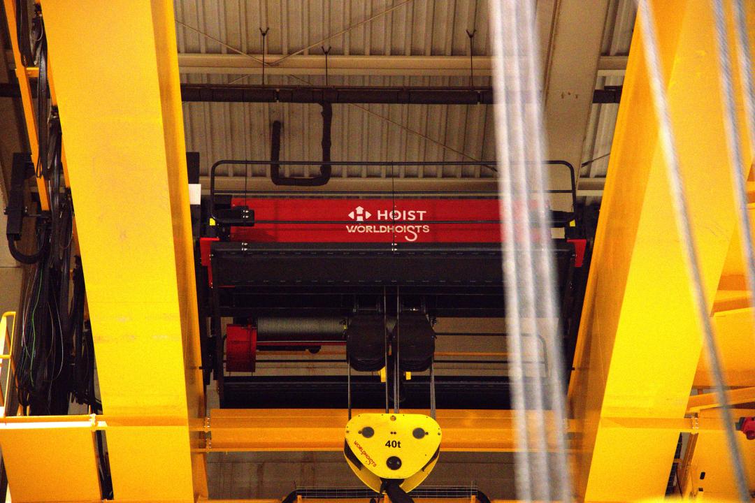 Мостовой кран 80т с 3 грузовыми тележками для предприятия бумагоделательной промышленности ООО «ГЕОПАК»